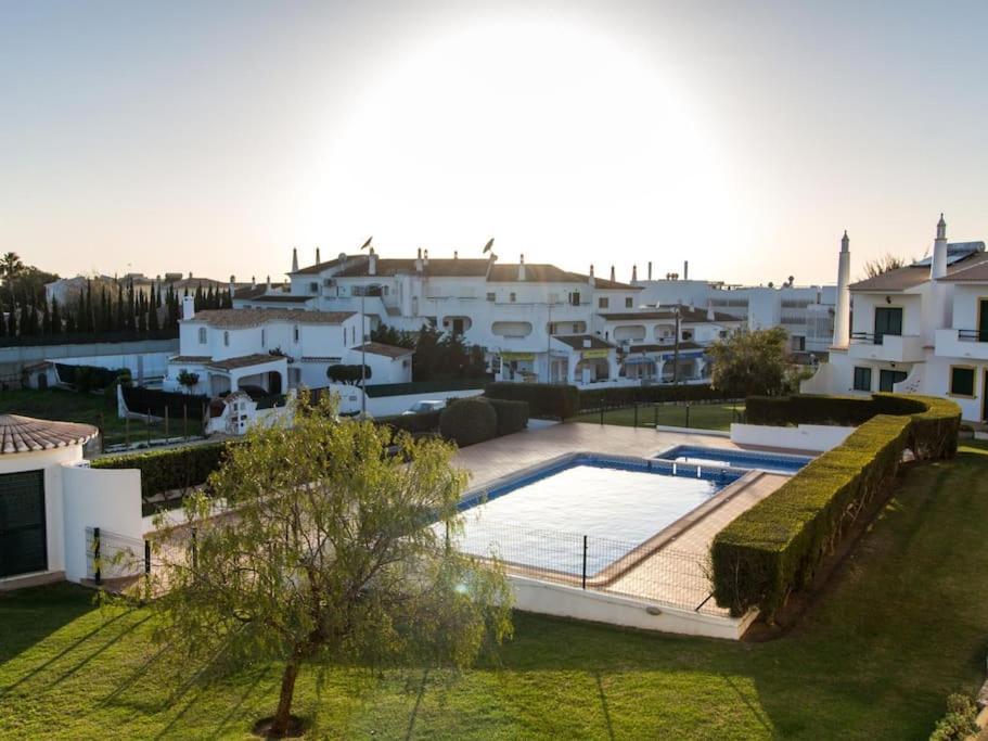 Villa Jóia da Galé by Stay-ici, Algarve Holiday Rental Albufeira Esterno foto